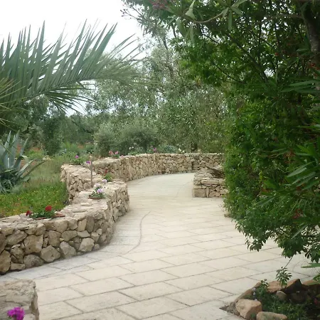 I Due Trulli Casa Vacanza Feriehus Torre Suda
